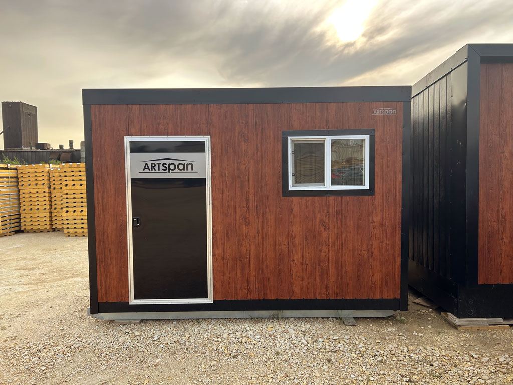 Artspan Inc.: 6’10” x 12’ Ice Shack/Hunting Cabin